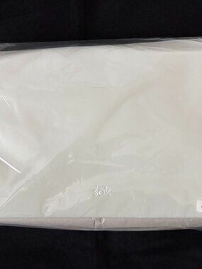 The Sak Leather Beige Purse Brand New with Tag